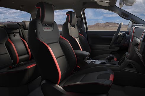 Asientos exclusivos con diseño deportivo - Raptor